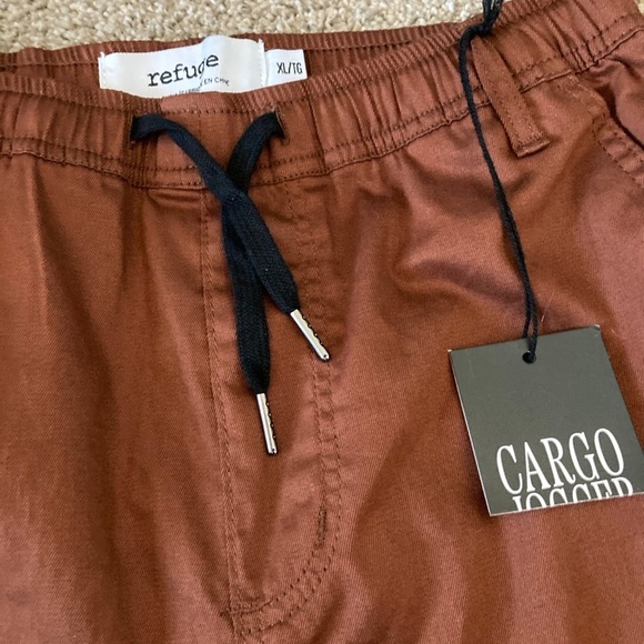 Refuge women’s Rust Cargo jogger Pants NWT - Picture 2 of 8